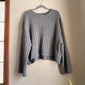 H&M Light Gray Cable Knit Crewneck Sweater